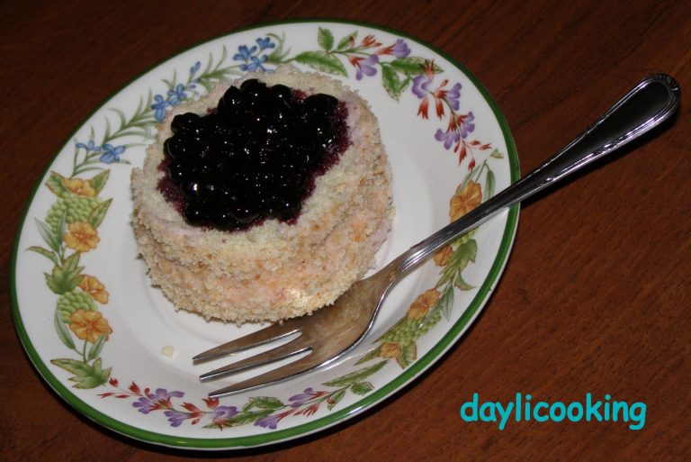 Ciasteczka jogurtowe z jagodami