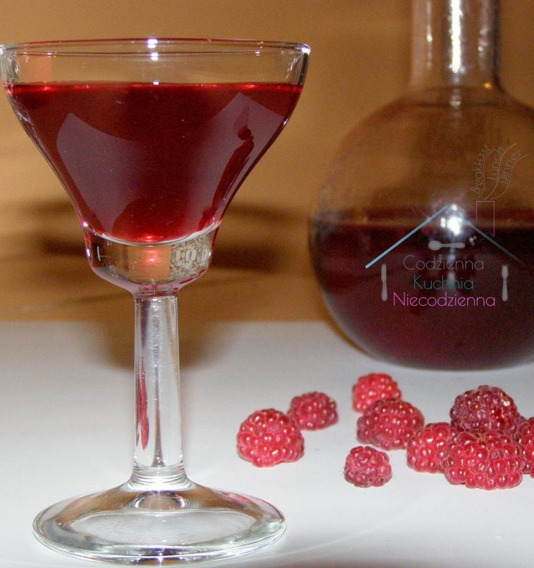 Nalewka z mrożonych malin
