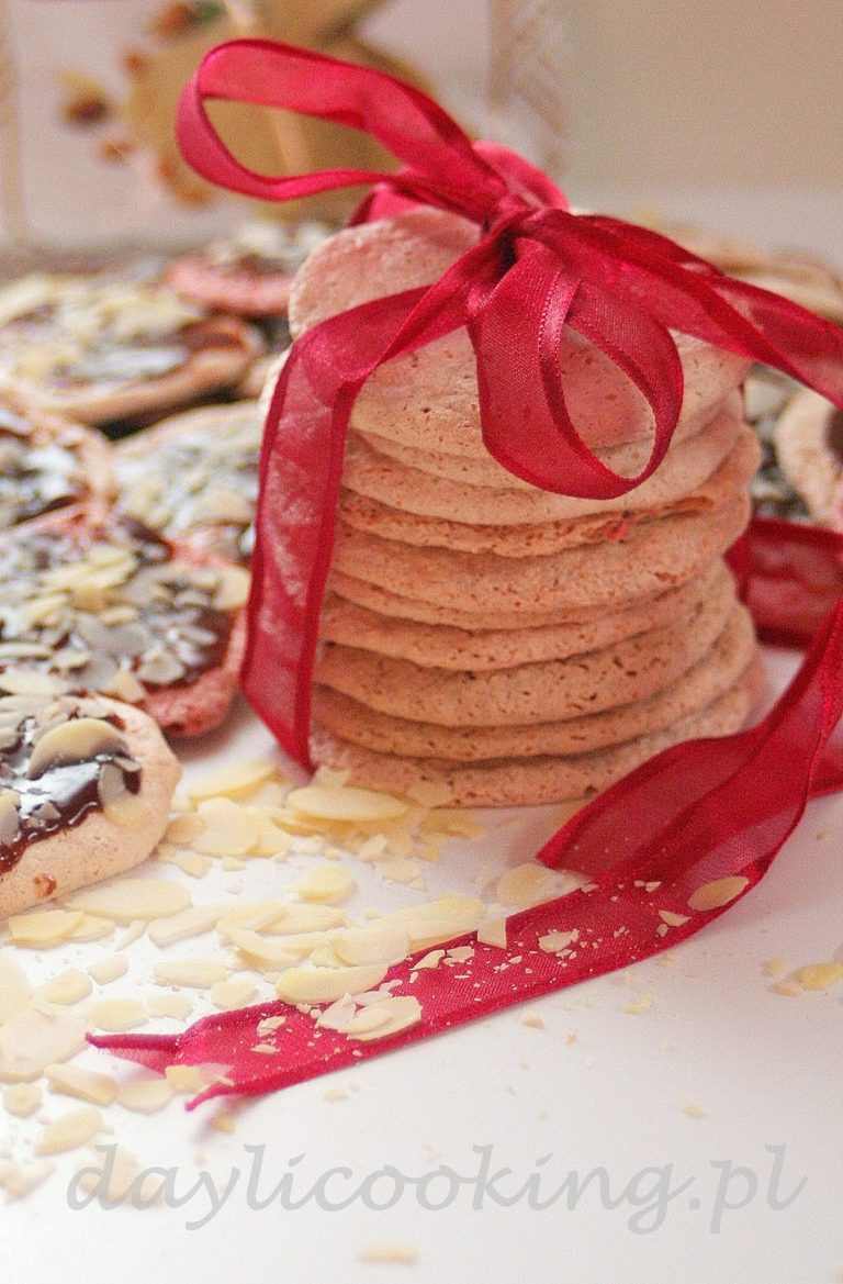 Kruche ciasteczka migdałowe a’la makaroniki