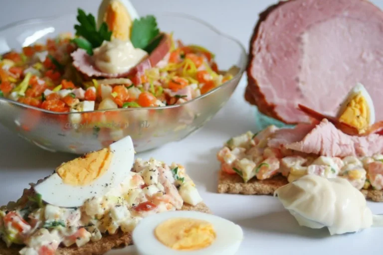 Sałatka jarzynowa z szynką, czyli jak smacznie wykorzystać warzywa z rosołu