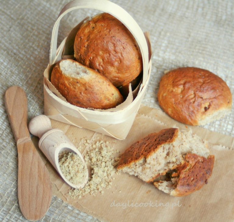 Drożdżowe bułeczki orzechowe najlepsze