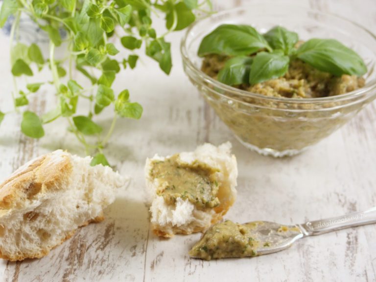 Przepis na bakłażanową pastę do kanapek