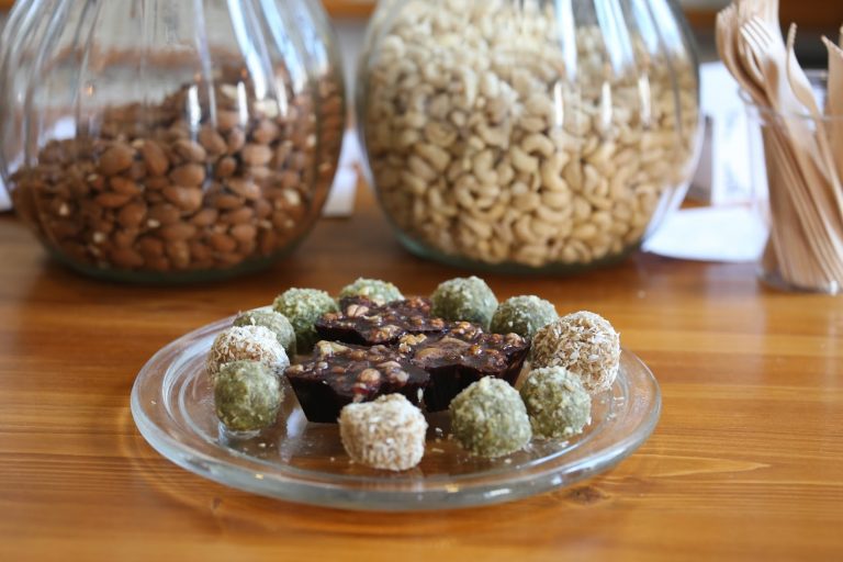 À Nouche – klimatyczna wegańska kawiarnia w Warszawie