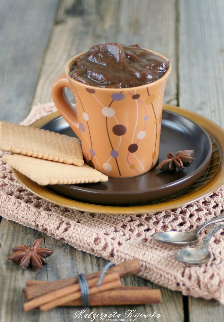 Lekki czekoladowo-korzenny krem z dyni