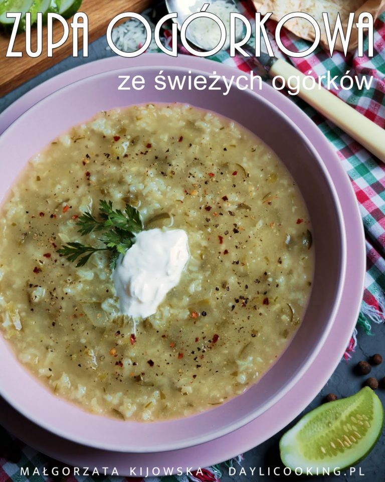 Zupa ze świeżych ogórków z sokiem z ogórków małosolnych