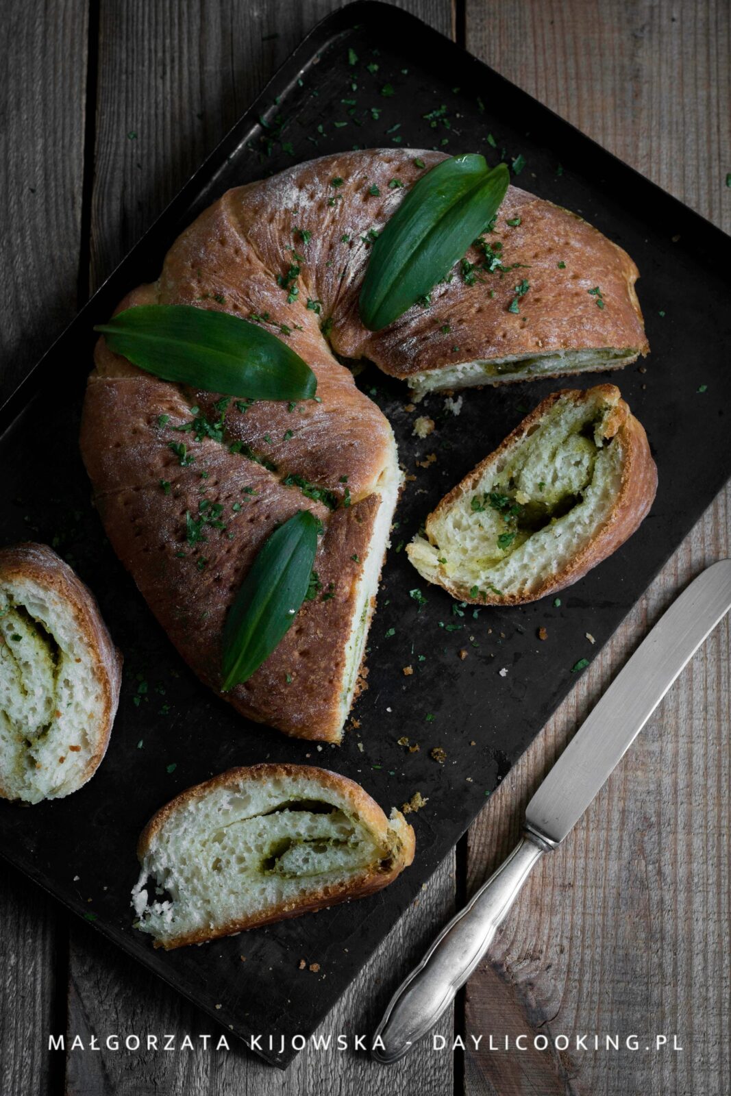 pesto z czosnku niedźwiedziego